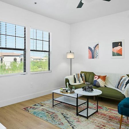 Cozysuites Glendale By The Stadium With Pool 01 Екстериор снимка